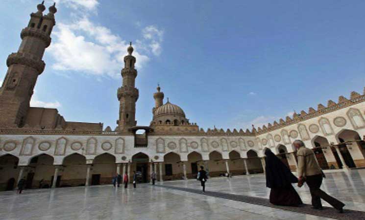 الأزهر يعتزم مخالفة قرار "الأوقاف" المصرية بشأن "خطبة الجمعة"