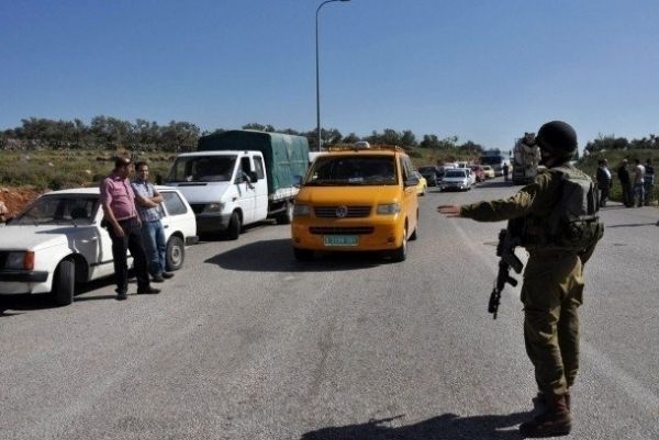 اعتقال شاب على حاجز طيار بسلواد اعتقال وتفتيش
