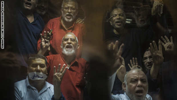 وزير الثقافة المصري يهاجم الأخوان: حسن البنا ليس شهيدًا