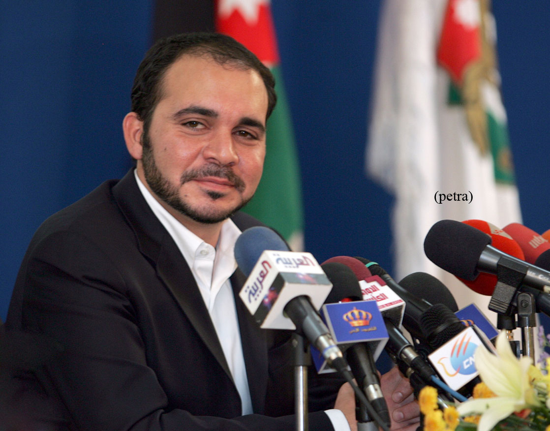 الأمير علي يتعهد بالشفافية ومحاربة العنصرية في حال فوزه الأمير علي بن الحسين