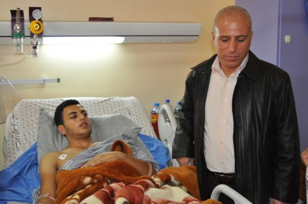 نادي الاسير يحمّل الاحتلال المسؤولية عن حياة الجريح بريء مسالمة صورة الاسير