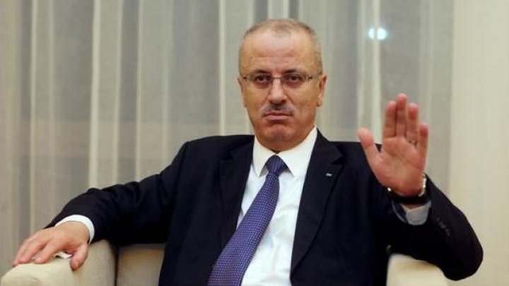 الحمد الله: نبحث مع منظمات دولية وضع خطة موحدة لاعمار غزة رامي الحمدلله