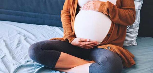 سمنة الأم أثناء الحمل وذكاء الطفل.. دراسة تكشف الرابط