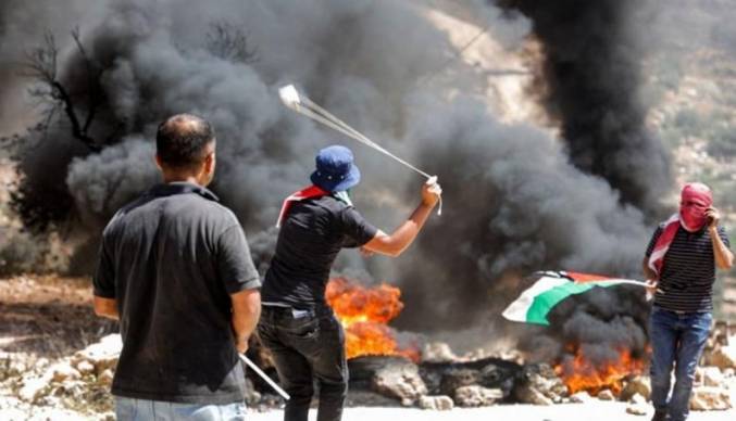 7 إصابات بالرصاص والعشرات بالاختناق خلال مواجهات مع الاحتلال في بيتا وبيت دجن