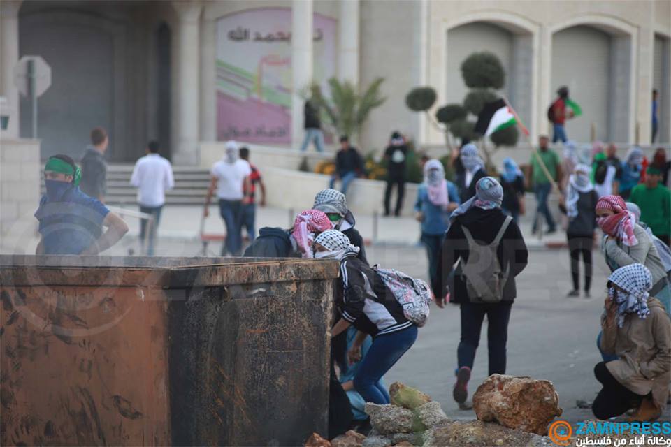 إصابتان بالرصاص الحي و8 بأعيرة معدنية في مواجهات شمال البيرة