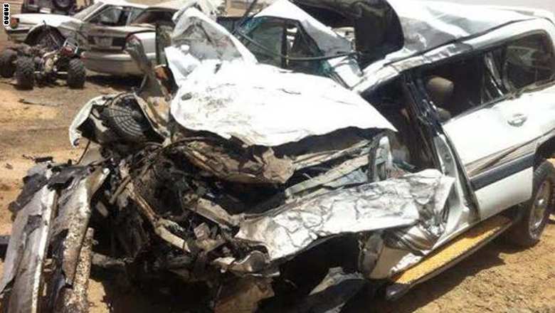 امرأة تفارق الحياة بعد سماعها نبأ وفاة زوجها وابنتها في حادث بالسعودية حادث سير في السعودية