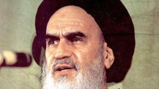 «إنستاغرام» تحذف حساباً للخميني