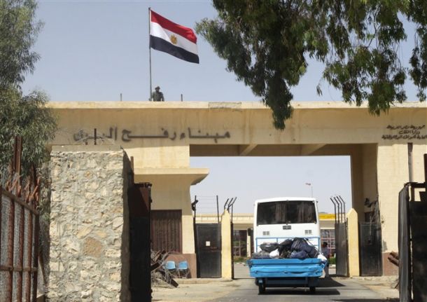 غزة: فتح معبر رفح باتجاه واحد