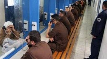 إدارة "ايشل" تشدّد التضييقات على زيارة الأهالي زيارة الاسرى