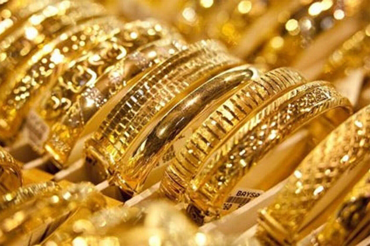الذهب يقفز بفعل هبوط الدولار