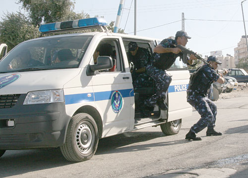شرطة فلسطينية