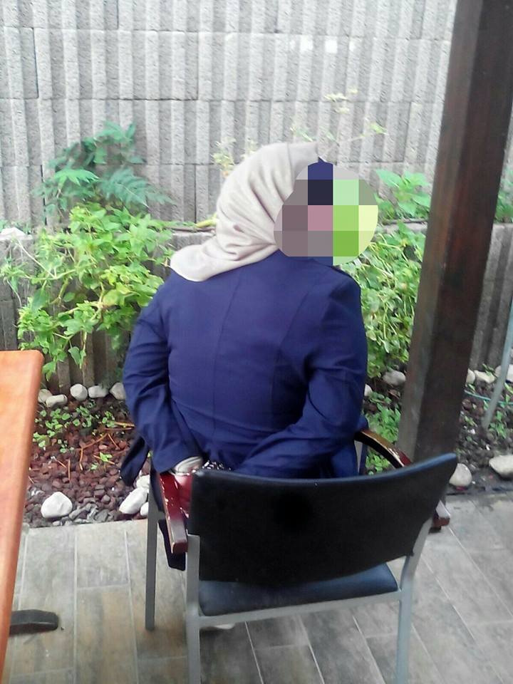 اعتقال فتاة قرب الحرم الإبراهيمي بزعم العثور بحوزتها على سكين صورة الفتاة