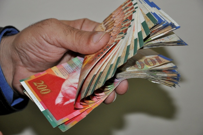 أسعار صرف العملات مقابل الشيكل