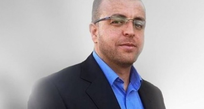 القيق يطلب زيارته من أسرته وذويه بشكل عاجل