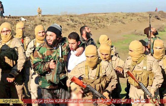 الأردن: إلغاء احتفالات عيد الميلاد في الكرك تضامنا مع الطيار الأسير