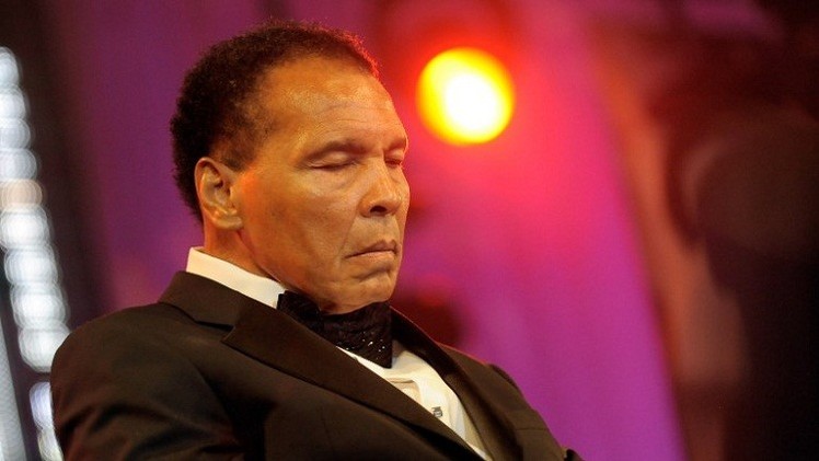 محمد علي كلاي يتعافى ويغادر المستشفى محمد كلاي