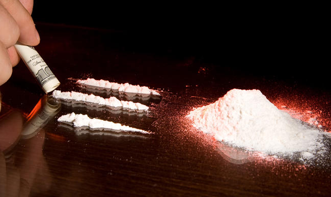 الرئيس يصادق على قانون مكافحة المخدرات مكافحة المخدرات