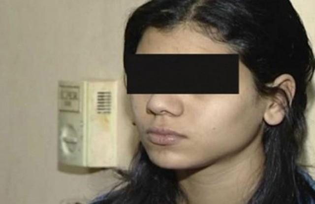 القبض على ممثلة مصرية خلال ممارستها الدعارة مع أثرياء عرب ممثلة مصرية