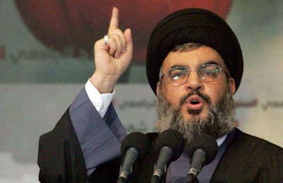 هآرتس: طهران غير راضية من إدارة حزب الله للمعارك العسكرية في سوريا