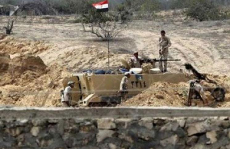 الجيش المصري يُجدد ضخ مياه البحر داخل أنفاق غزة