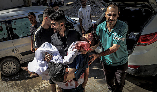 الحرب على غزة: نحو 100 شهيد الثلاثاء وتواصل المفاوضات بالدوحة