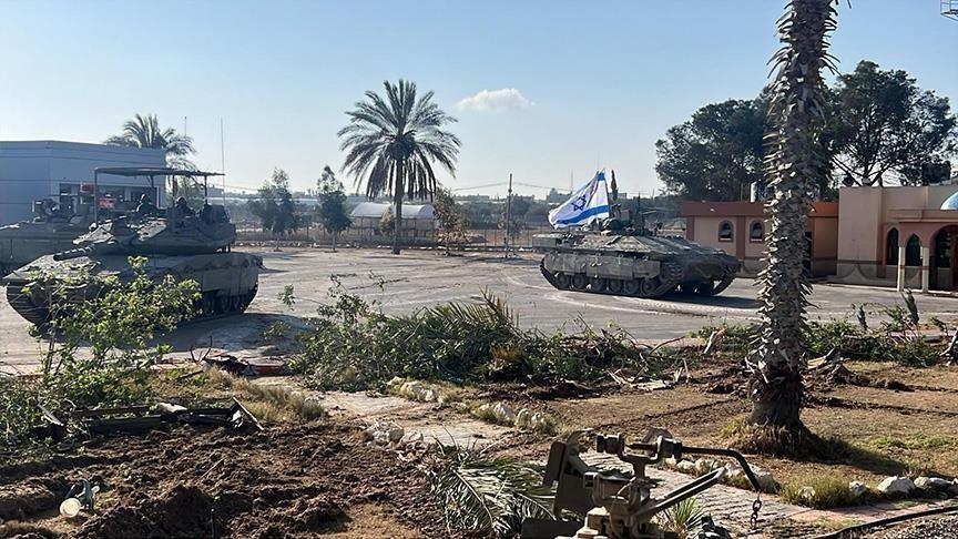 إعلام عبري: حماس طالبت بإعادة فتح معبر رفح أمام حركة الفلسطينيين