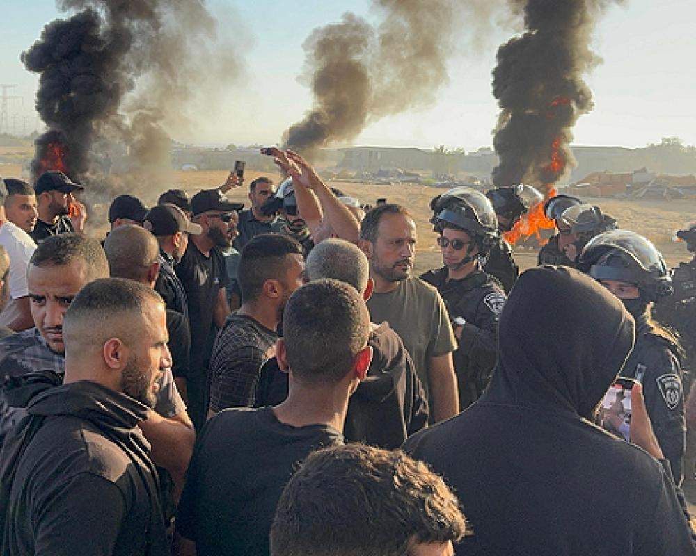 السلطات الإسرائيلية تهدم 40 منزلا في قرية السر بالنقب