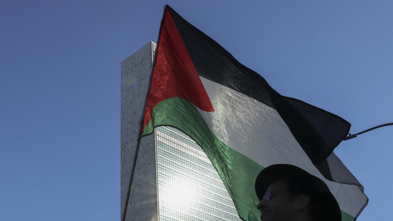 استطلاع: معظم الأميركيين يؤيدون اعتراف واشنطن بدولة فلسطينية