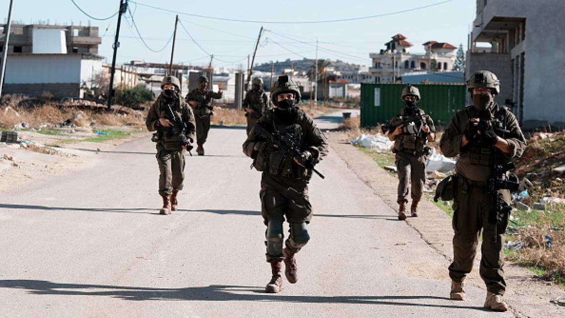 الضفة الغربية | الاحتلال يوسّع عدوانه على طوباس ويقتحم مخيم الفارعة