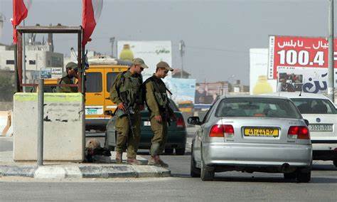 لليوم الـ17 ..نابلس تحت الحصار وتنقل المواطنين رحلة عذاب