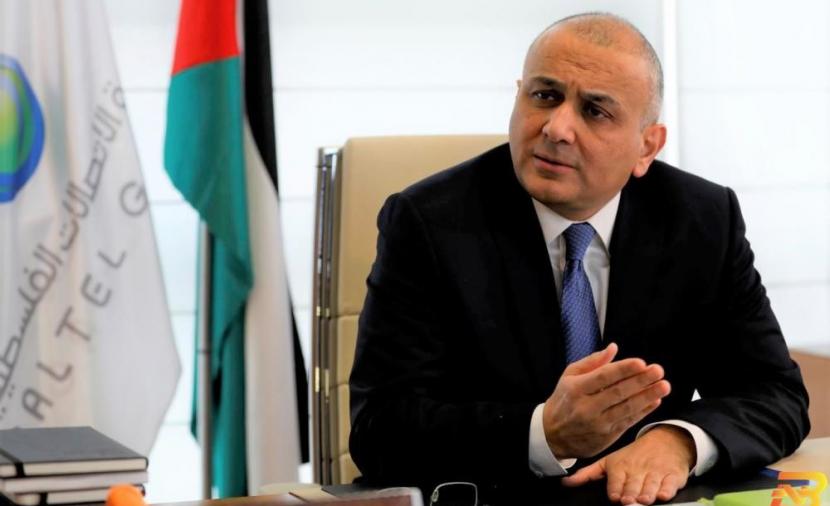 عمار العكر يقدم استقالته من منصبه كرئيس مجلس ادارة اركان ومن عضوية مجلس ادارة الاتصالات الفلسطينة