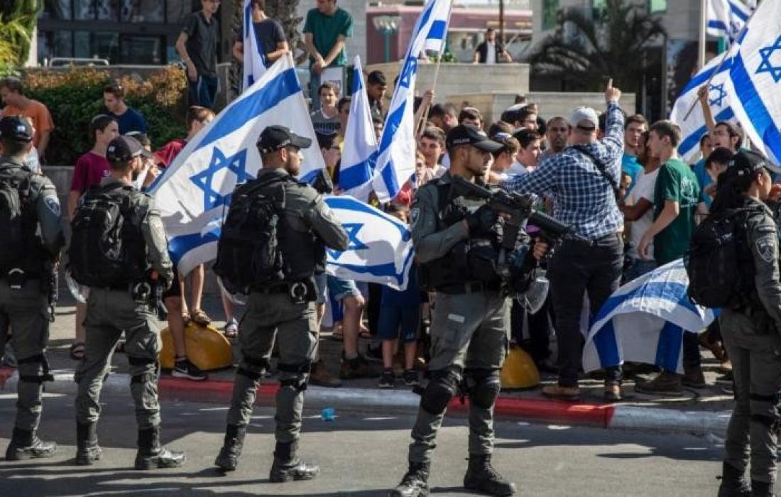 الاحتلال يستنفر استعدادا لـ "مسيرة الأعلام" وعينه ترقب غزة