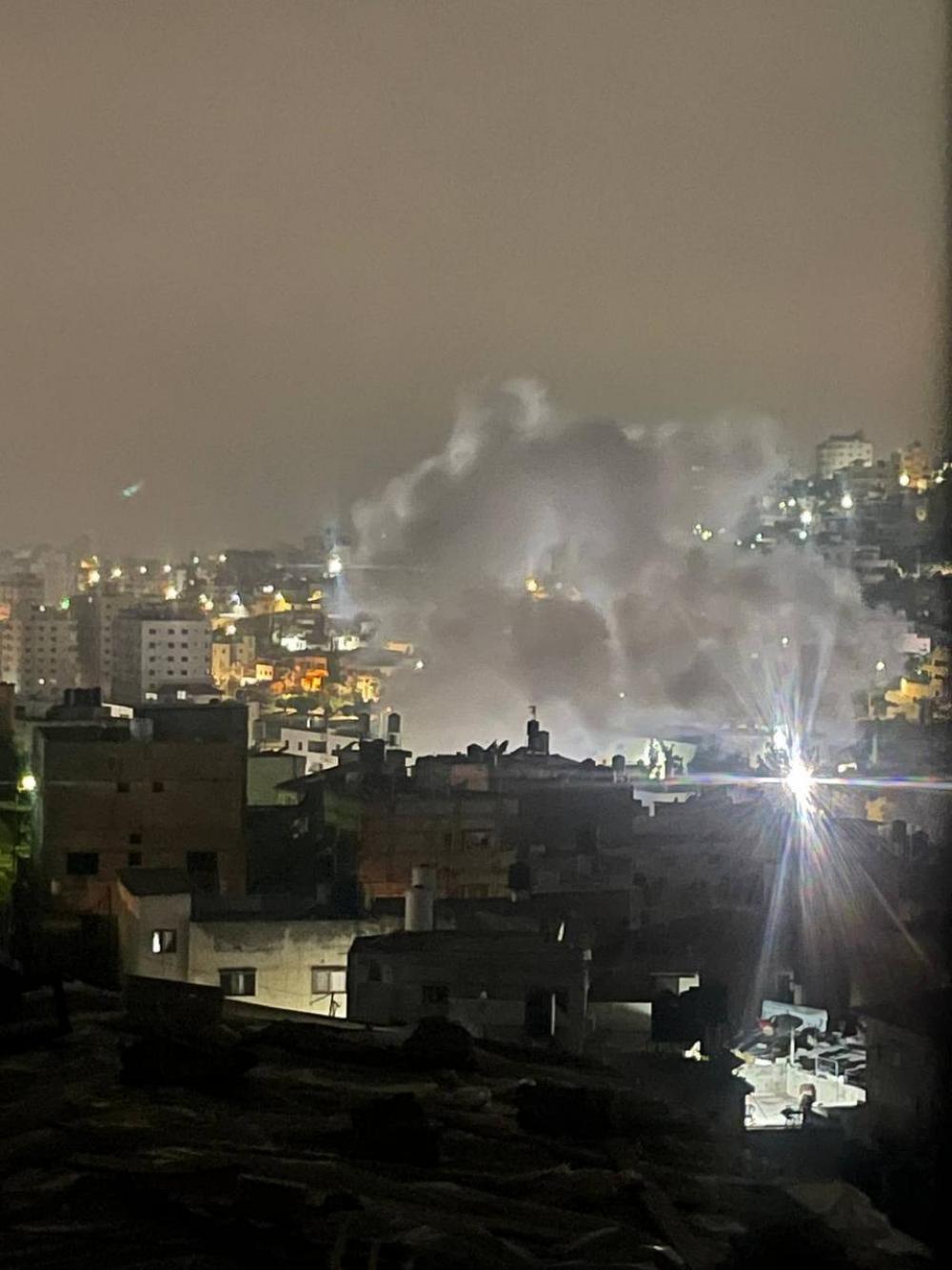 قوات الاحتلال تقتحم مخيم نور شمس وكتيبة طولكرم تتصدى لها