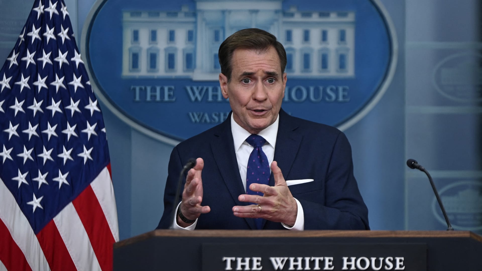 البيت الأبيض: إيران تستعد لشن هجوم على "إسرائيل"