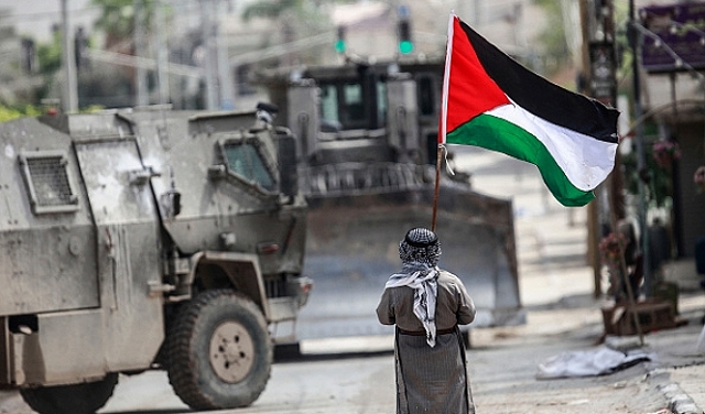 اجتياح الضفة: اشتباكات ضارية بطولكرم وجنين