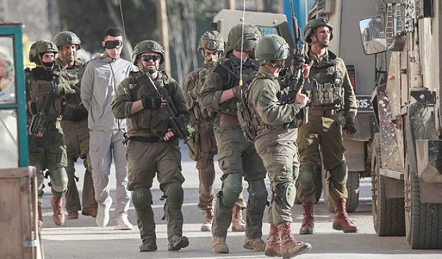 الضفة تحت النار: شهيد في نابلس وتفريغ مخيمات طولكرم وجنين