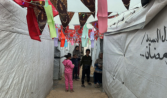 غزة: 12 شهيدا في غارات إسرائيلية الأحد