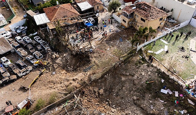إيران تهدد بقصف الجامعات الأميركية بالشرق الأوسط وتجدد قصف جنوبي إسرائيل