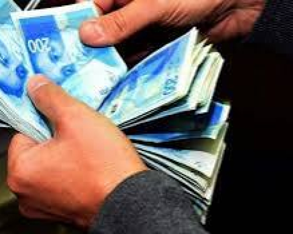 مصدر مسؤول لـPNN: صرف رواتب الموظفين العموميين بنسبة قد تصل إلى 50% قبل نهاية الأسبوع