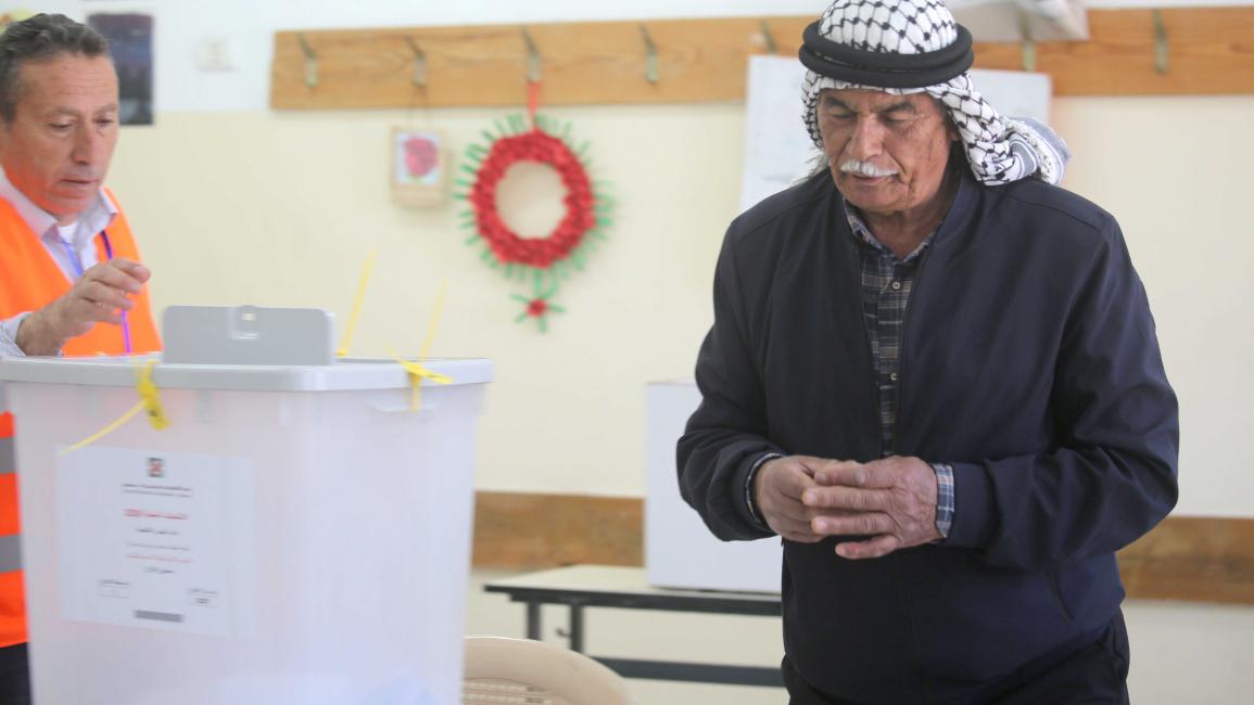 الانتخابات التشريعية الفلسطينية تعود إلى الواجهة بعد تأجيل متكرر
