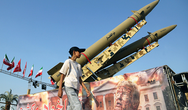 مصدر أميركي يرجح استئناف القتال قبل الانتخابات النصفية... إصابات في هجوم على ناقلة قبالة قطر