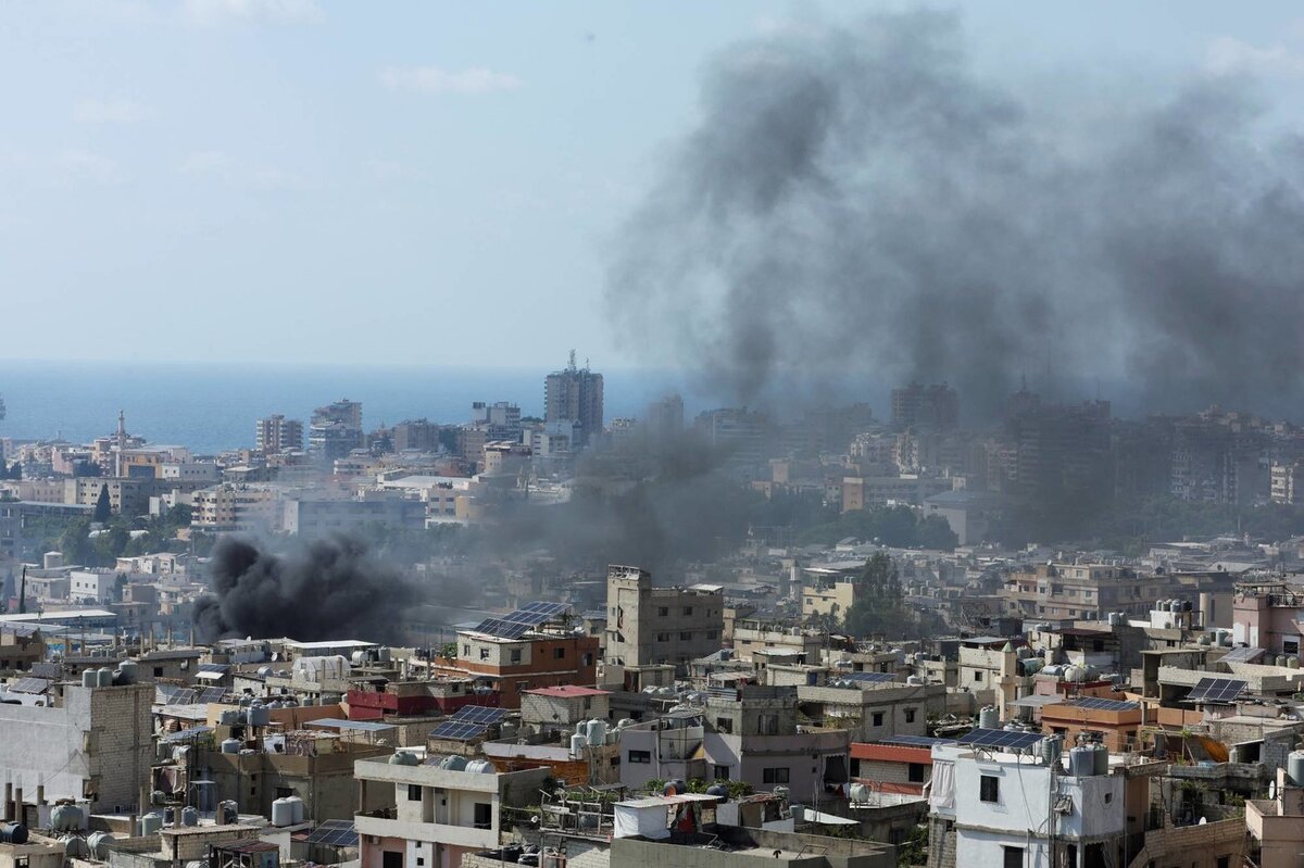 قتلى وإصابات في اشتباكات مخيم عين الحلوة وتواصل الجهود لتثبيت التهدئة