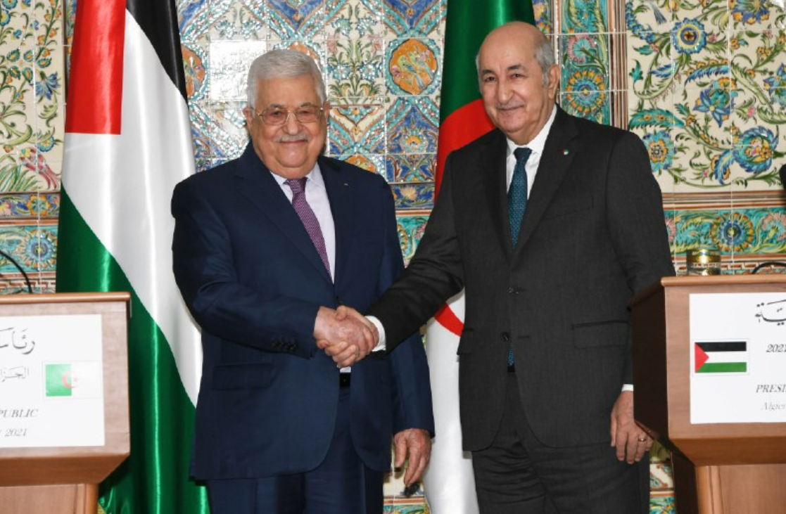 الرئيس عباس يجتمع مع نظيره الجزائري في نيويورك.. ماذا بحثا؟