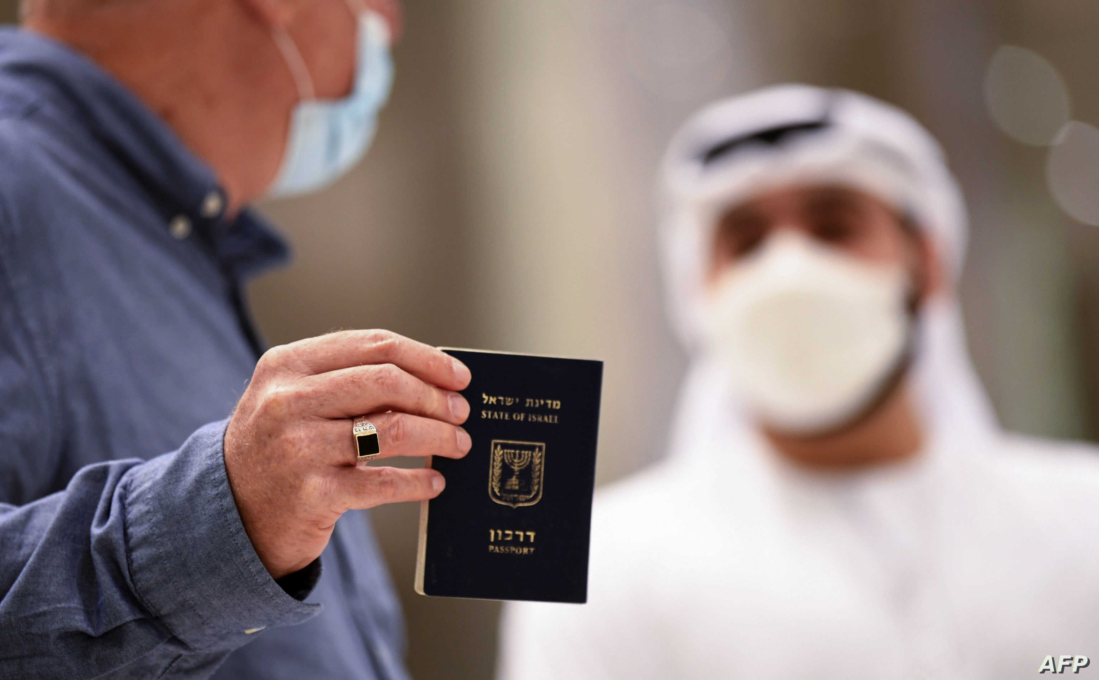 الإمارات تعلق اتفاقية إعفاء الإسرائيليين من التأشيرة