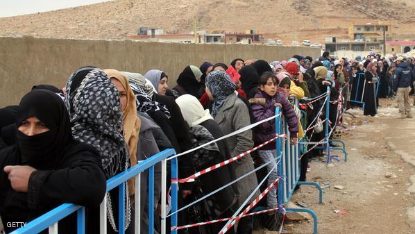 لبنان يفرض قيودا لدخول السوريين لاجئون