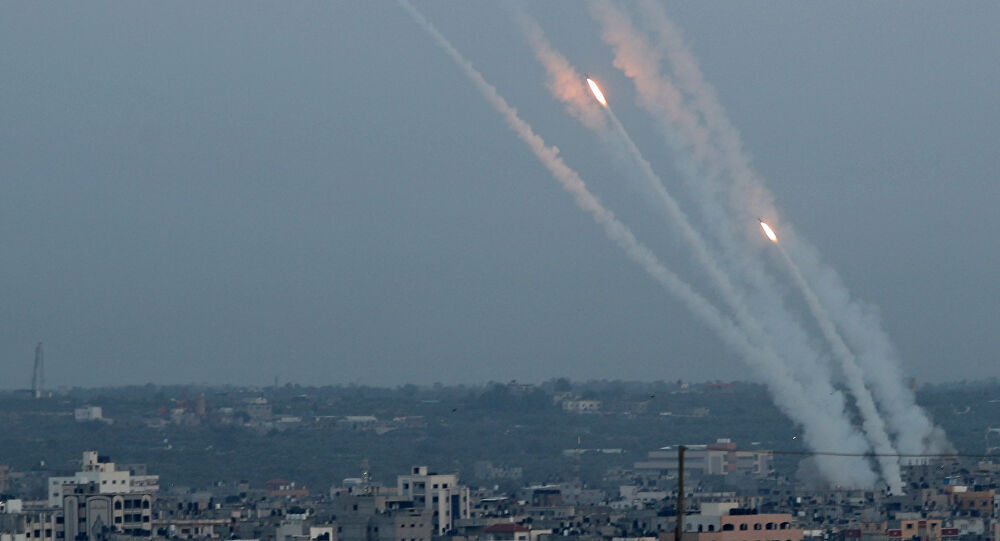 حماس تكشف عن سر إطلاق القذائف من قطاع غزة