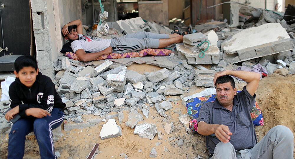 أمير قطر يعلن عن تقديم 500 مليون دولار لدعم إعمار غزة