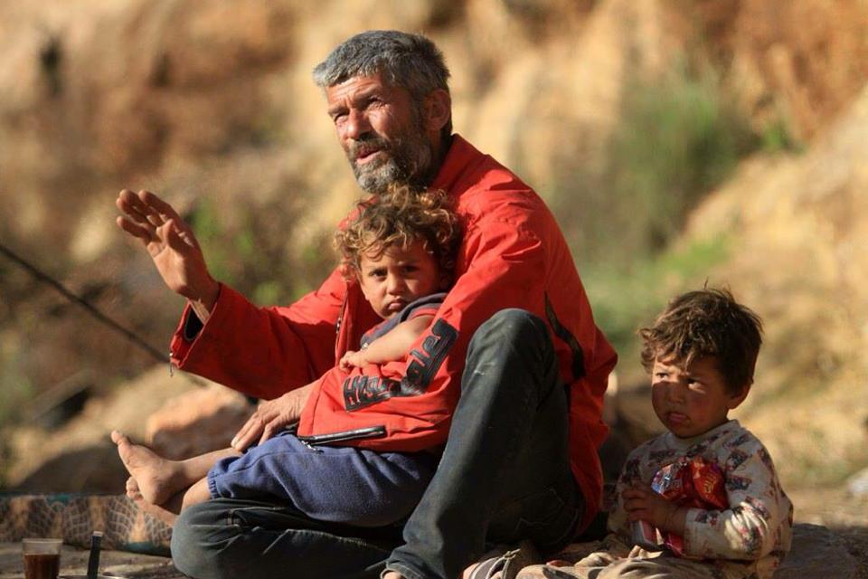 بالصور: عائلات أجبرها الفقر على العيش في الأودية غرب رام الله عائلات أجبرها الفقر