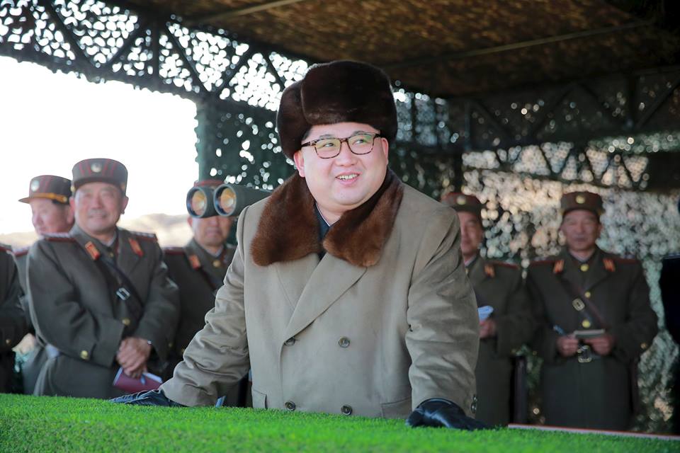 كوريا الشمالية تجري تجربة صاروخ يعمل بالوقود الصلب