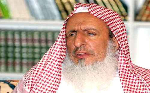 مفتي السعودية: المظاهرات المؤيدة لغزة مجرد أعمال غوغائية مفتي السعودية